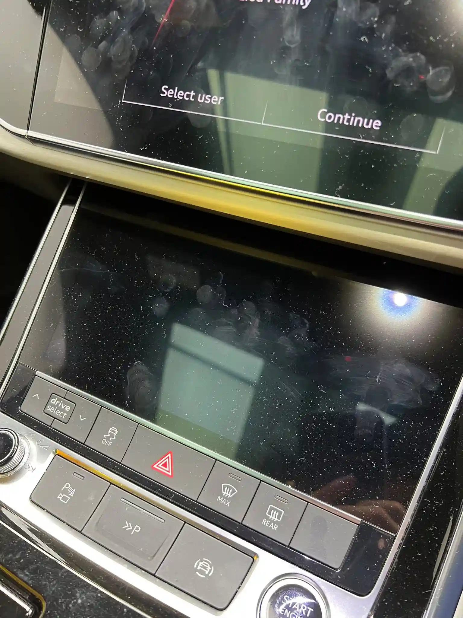 Infotainment screen before the satin PPF screen protector